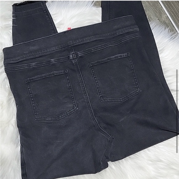 SPANX Distressed Black Jeggings Size 14-16 - Picture 3 of 5